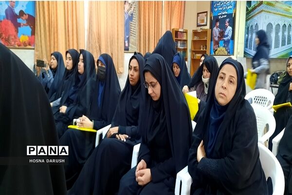 مراسم دوره  ارتقاء کارشناس و کارشناس مسئولان مشاوره و مراقبت در برابر آسیب‌های اجتماعی