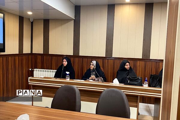 برگزاری نشست توجیهی برنامه فراگیر پرورشی با حضور مدیران مدارس متوسطه دوره دوم ناحیه یک شهرری