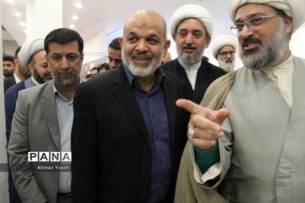 افتتاح نمایشگاه «روایت پیشرفت» با حضور وزیر کشور در قم