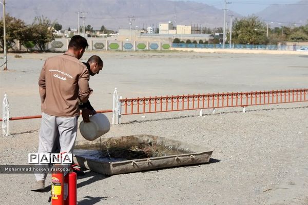 کارگاه تئوری و عملی اطفاء حریق