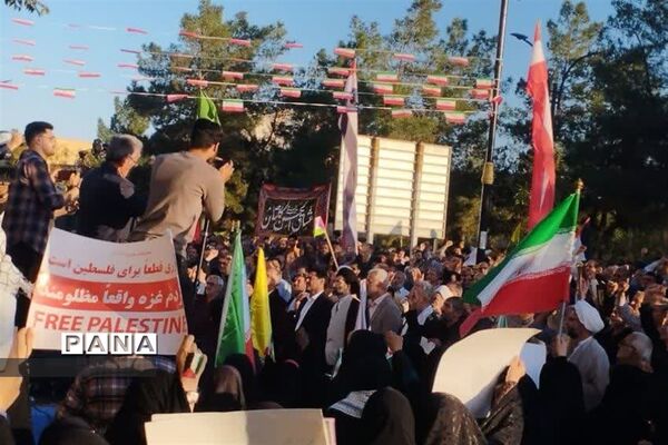 راهپیمایی حماسی مردم دارالمومنین کاشان
