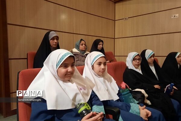 برنامه‌‌های فرهنگی هنری در کتابخانه کوثر دماوند به‌مناسبت هفته کتابخوانی