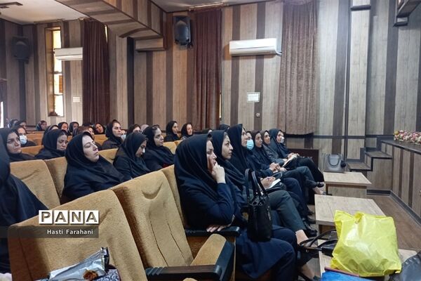 برگزاری کارگاه مدیریت کلاس و سنجش بینایی در شهرستان‌ قرچک