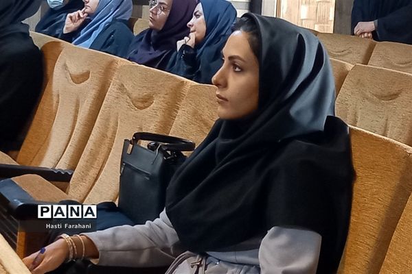 برگزاری کارگاه مدیریت کلاس و سنجش بینایی در شهرستان‌ قرچک