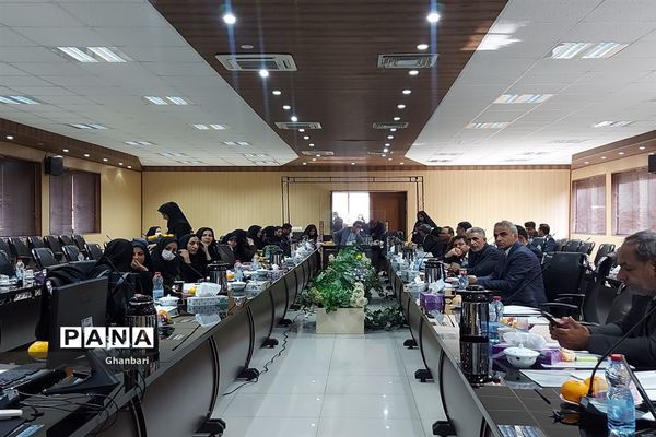 گردهمایی مدیران پژوهش سراهای دانش‌آموزی استان اصفهان