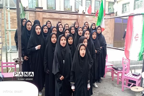 تجمع فرهنگیان و دانش‌آموزان چهارمحال و بختیاری در دیدار با رئیس جمهوری همراه با آحاد مردم