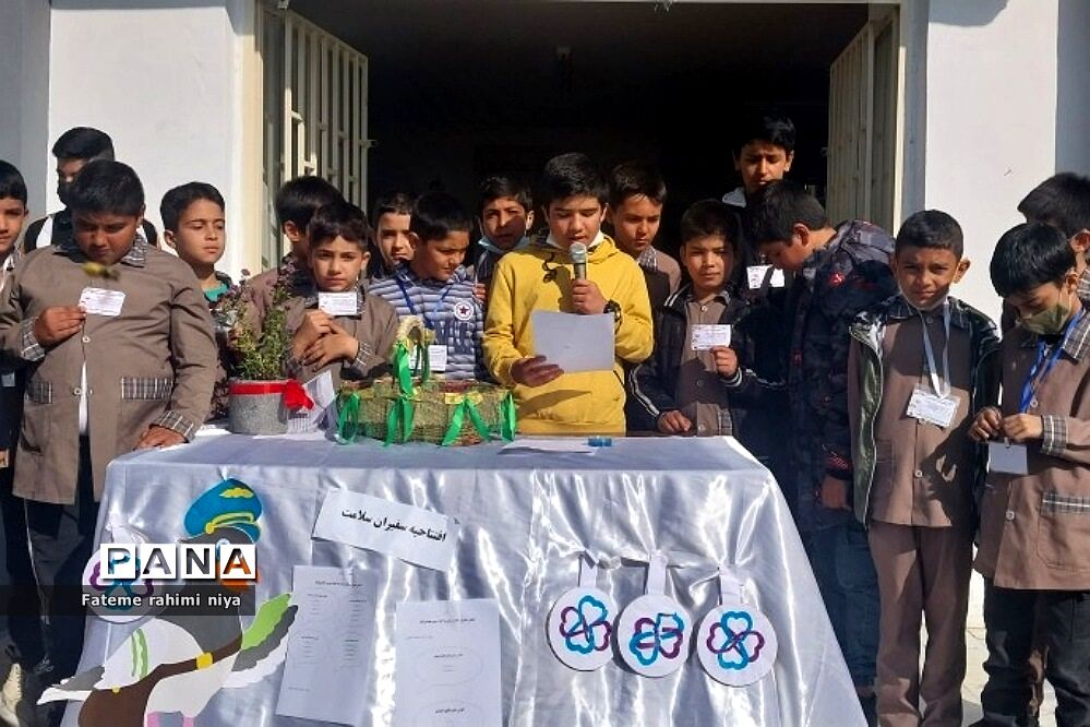 افتتاحیه طرح سفیران سلامت در دبستان امام حسن مجتبی(ع) و ایمان رودهن