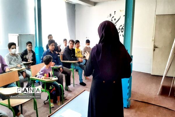 دومین کارگاه آموزش خبرنویسی ویژه دانش‌آموز خبرنگاران پسر در ملارد
