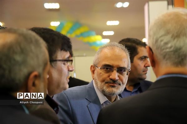 افتتاح نخستین نمایشگاه «یاریگران زندگی»