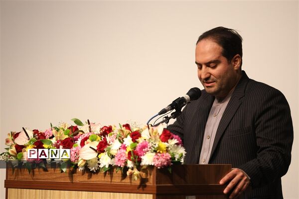 افتتاح نخستین نمایشگاه «یاریگران زندگی»