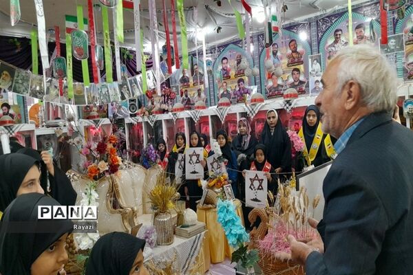 حضور دانش‌آموزان عضو سازمان دانش‌آموزی در بوستان امام و شهدا در روز حماسه مردم اصفهان