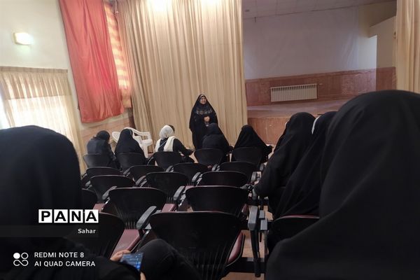 برگزاری کارگاه خبرنویسی ویژه خبرنگاران دختر شهرستان کاشمر