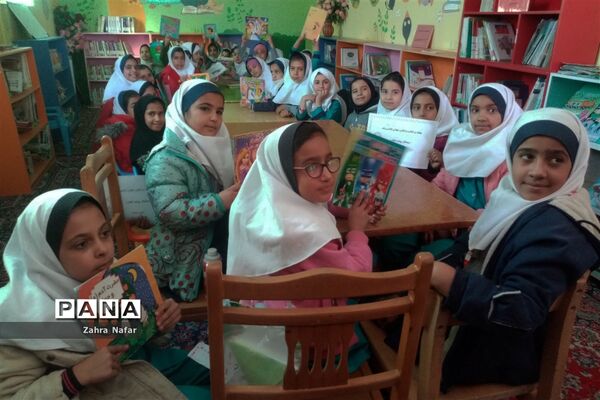 هفته کتاب فرصتی برای مطالعه و کتاب‌خوانی