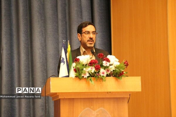 تجلیل از نخبگان ورزش دانش‌آموزی و فرهنگیان خراسان رضوی