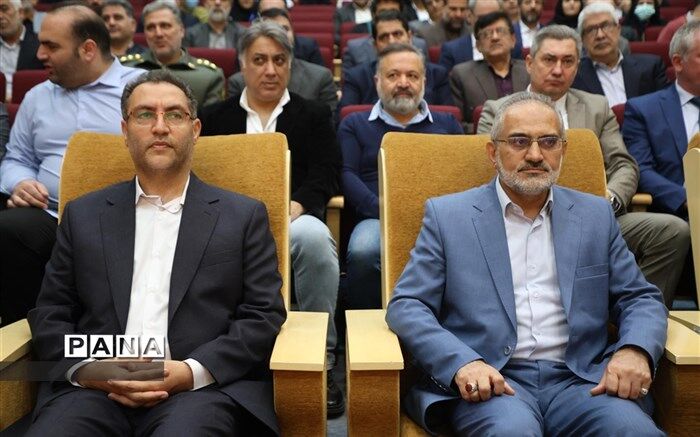 افتتاح نمایشگاه یاریگران زندگی با رویکرد انتخاب آگاهانه