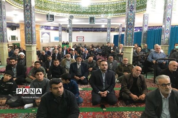 اقامه باشکوه نماز جمعه عبادی_سیاسی در شهرستان فیروزکوه