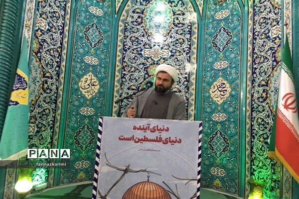 اقامه باشکوه نماز جمعه عبادی_سیاسی در شهرستان فیروزکوه