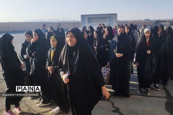 اعزام دانش‌آموزان دختر مدارس فشافویه به اردوی راهیان نور