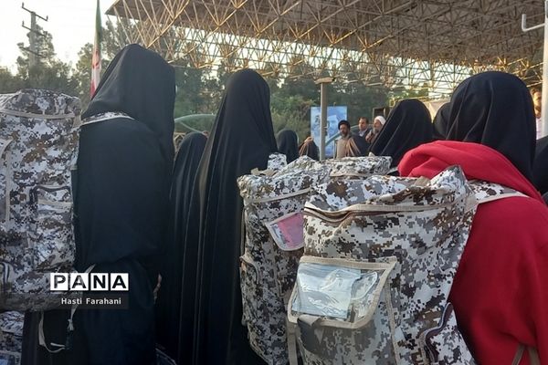 اعزام دانش‌آموزان دختر شهرستان‌قرچک به اردوی راهیان نور