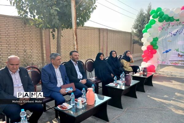 مراسم گرامیداشت هفته کتابخوانی درآموزشگاه شاهد فاطمه زهرا(س) اسلامشهر
