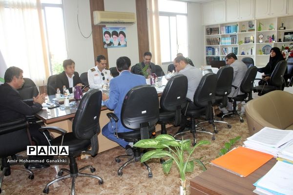 نشست کمیته استانی مانور زلزله در آموزش و پرورش استان بوشهر