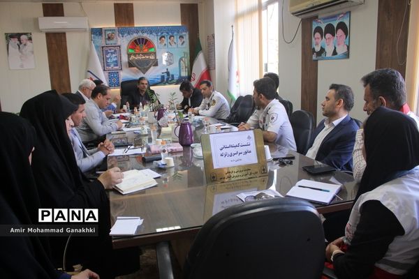 نشست کمیته استانی مانور زلزله در آموزش و پرورش استان بوشهر