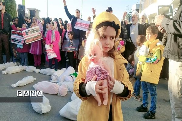 پویش فریاد عروسک‌ها در شهرضا