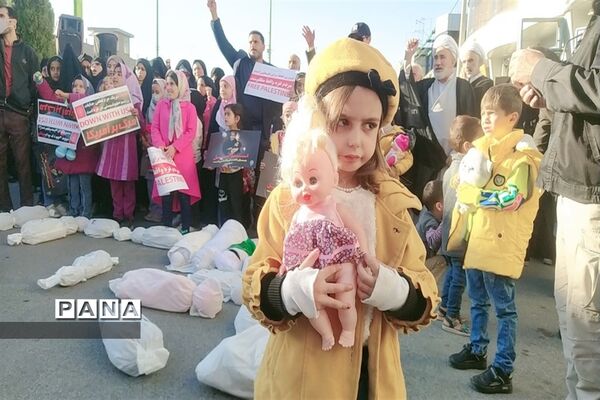 پویش فریاد عروسک‌ها در شهرضا