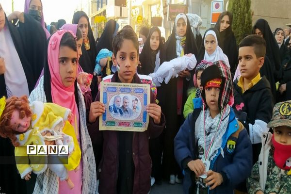 پویش فریاد عروسک‌ها در شهرضا