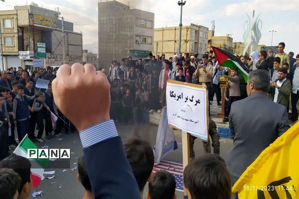 حضور دانش‌آموزان طارمی در حمایت از کودکان فلسطین