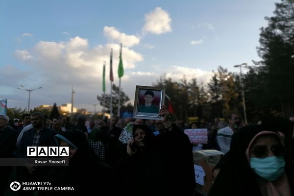 حمایت دانش‌آموزان بیرجند از کودکان مظلوم غزه