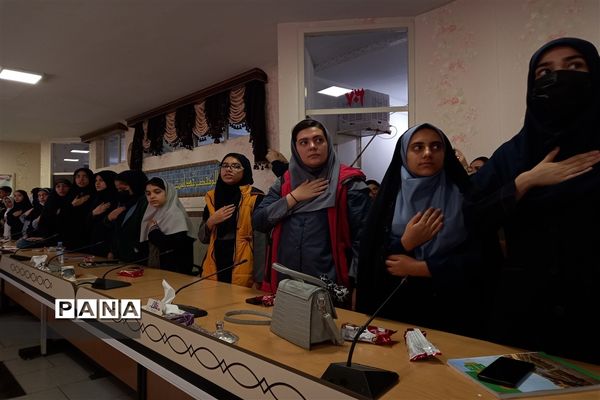 برگزاری جلسه آموزشی ویژه طرح هر مدرسه یک خبرنگار در شهرستان‌قدس