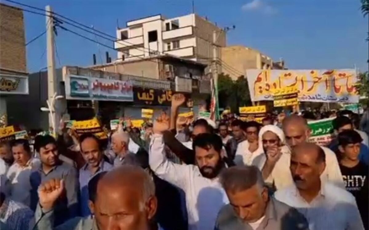 دانش‌آموزان  رودان همگام با مردم در حمایت از مردم فلسطین به میدان آمدند/فیلم