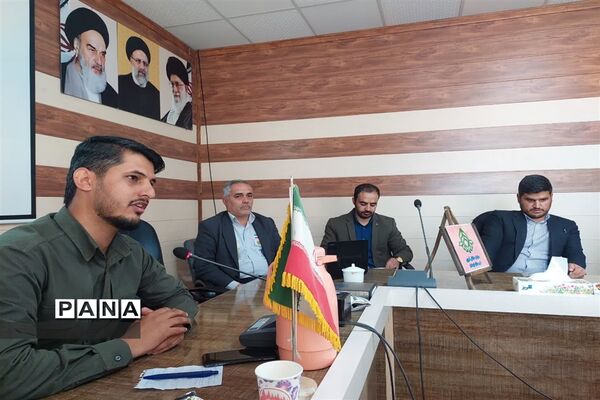 بازدید رئیس سازمان دانش‌آموزی خراسان جنوبی از مدارس نهبندان