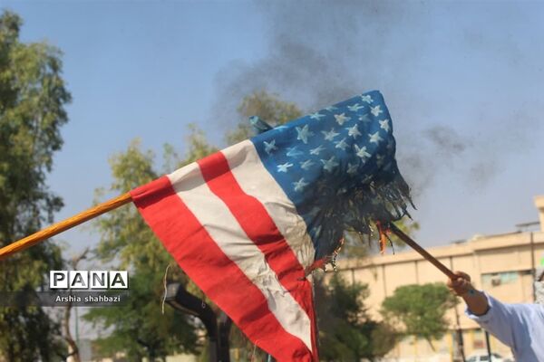 تجمع دانش‌آموزان آغاجاری در حمایت از کودکان مظلوم فلسطین