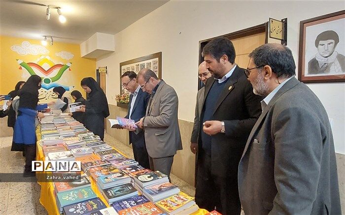 ۱۲ روز چراغ هدایت در نمایشگاه کتاب شهرستان مانه و سملقان