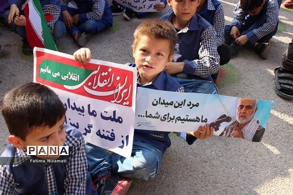 اجتماع دانش‌آموزان و فرهنگیان منطقه شبانکاره در حمایت از مردم مظلوم غزه