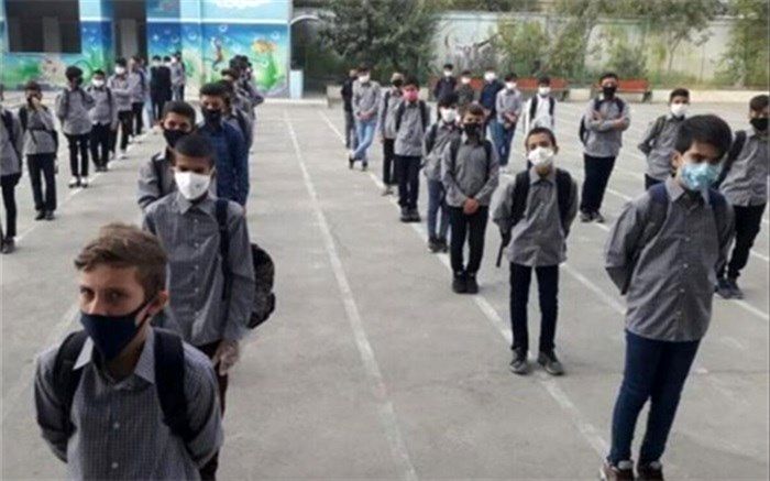 آشنایی دانش‌آموزان با بورس ظرفیتی برای هدایت اقتصاد خرد در آینده