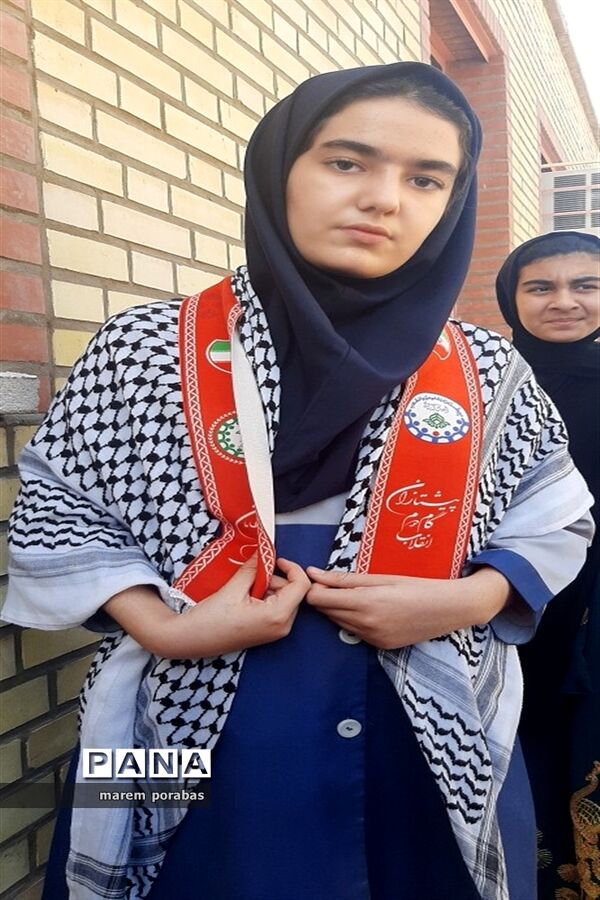 تجمع دانش‌آموزان شادگانی در حمایت از کودکان مظلوم غزه