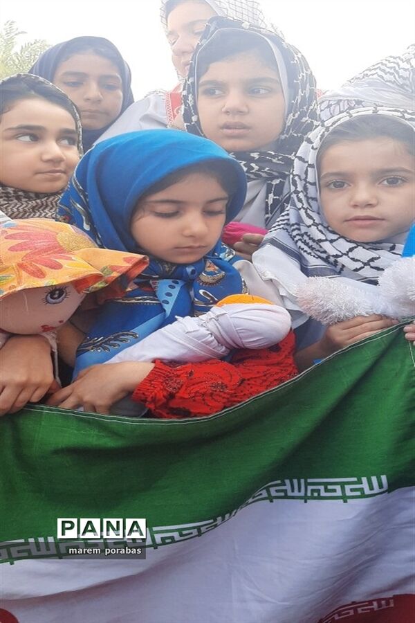 تجمع دانش‌آموزان شادگانی در حمایت از کودکان مظلوم غزه