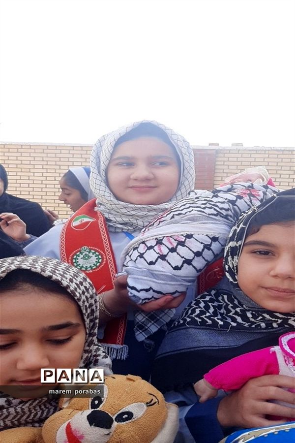 تجمع دانش‌آموزان شادگانی در حمایت از کودکان مظلوم غزه