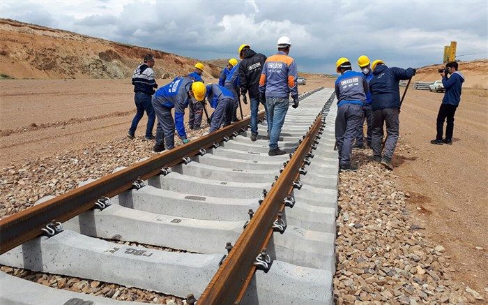 ریل‌گذاری۱۵۰ کیلومتر از راه‌آهن اردبیل - میانه