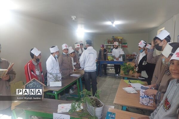 جشن میلاد حضرت زینب(س)‌ درمدارس رودهن