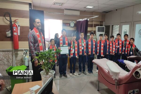 گرامیداشت ولادت حضرت زینب و روز پرستار  توسط دانش‌آموزان پیشتاز دبستان کوشا