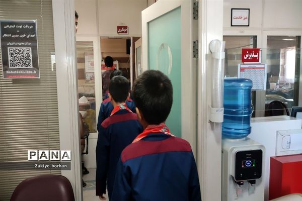 گرامیداشت ولادت حضرت زینب و روز پرستار  توسط دانش‌آموزان پیشتاز دبستان کوشا