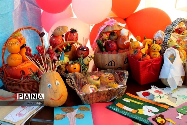 نمایشگاه ایستگاه دانایی در ناحیه یک بهارستان