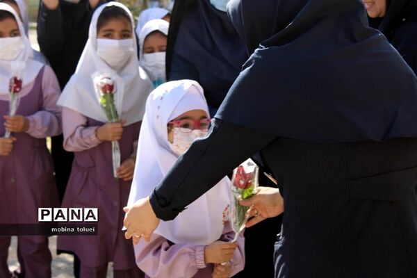 دیدار بهارستانی‌ها با پرستاران