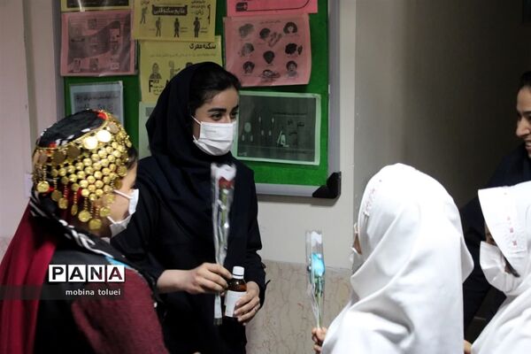 دیدار بهارستانی‌ها با پرستاران