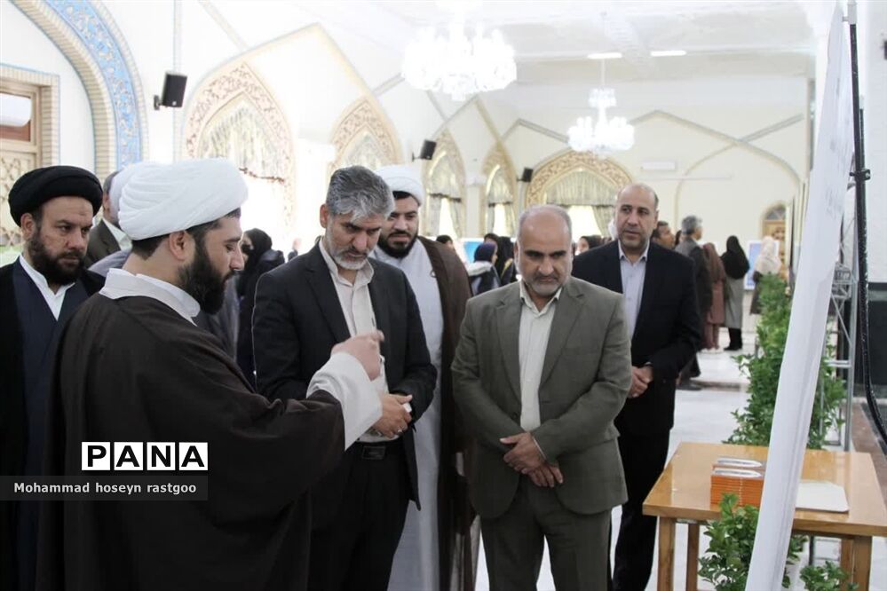 افتتاح نمایشگاه ایران مرز پرگهر