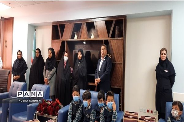 مراسم تقدیر از پرستاران بیمارستان ناظران